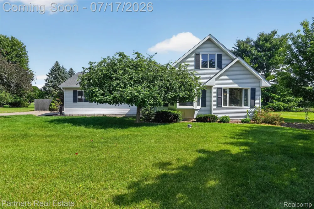 9145 Apple Orchard Drive Tyrone Township, MI 48430