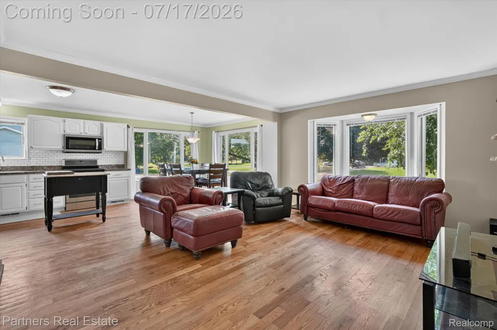 9145 Apple Orchard Drive Tyrone Township, MI 48430