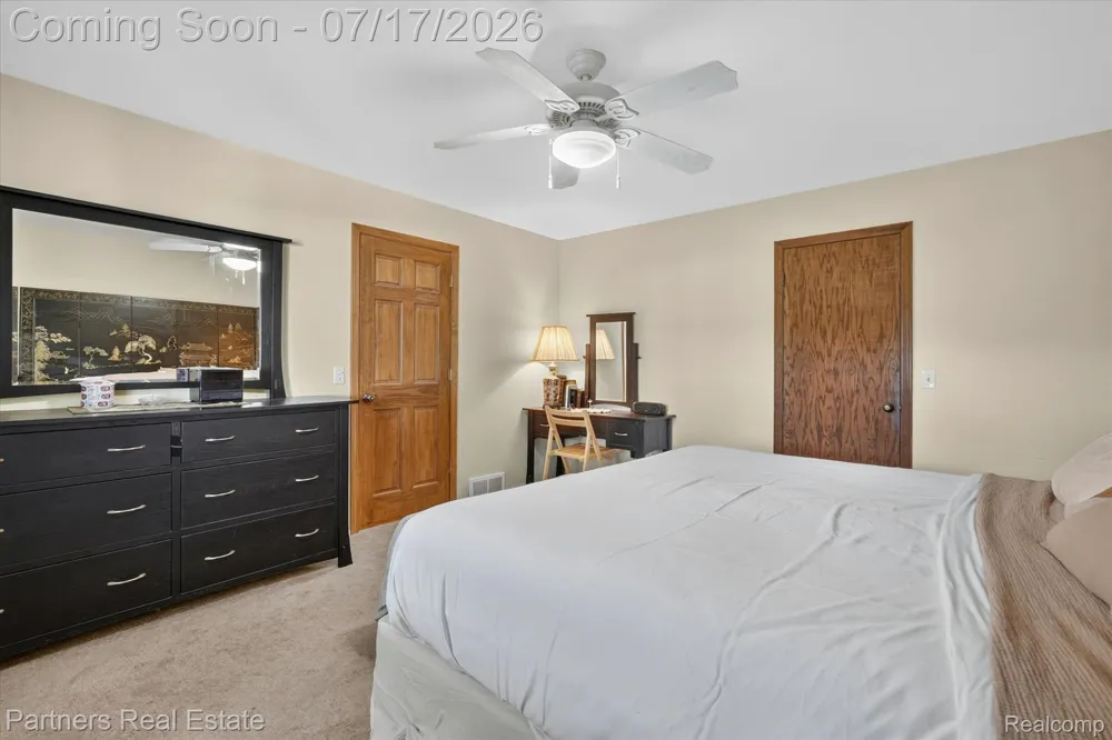 9145 Apple Orchard Drive Tyrone Township, MI 48430