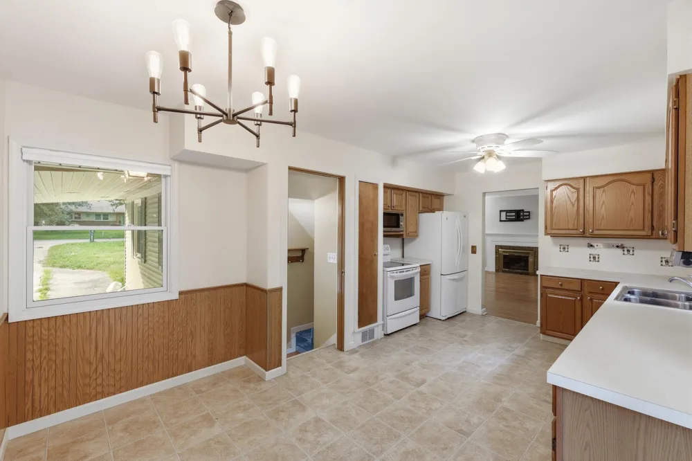 2757 Cascade Springs Drive SE Cascade Charter Township, MI 49546