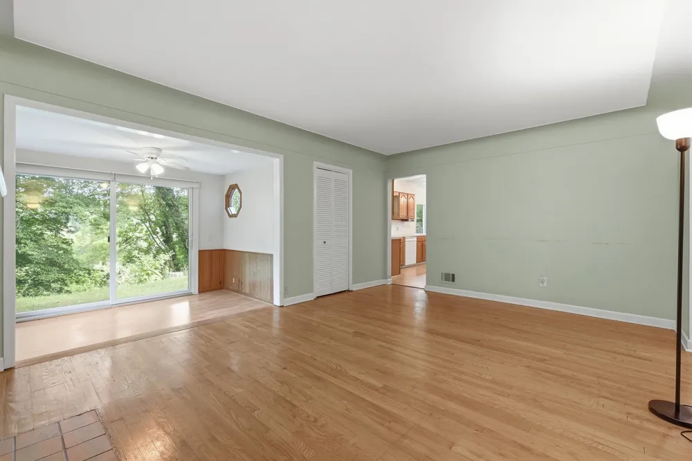 2757 Cascade Springs Drive SE Cascade Charter Township, MI 49546
