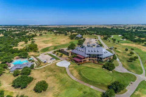 7124 Turnberry Circle