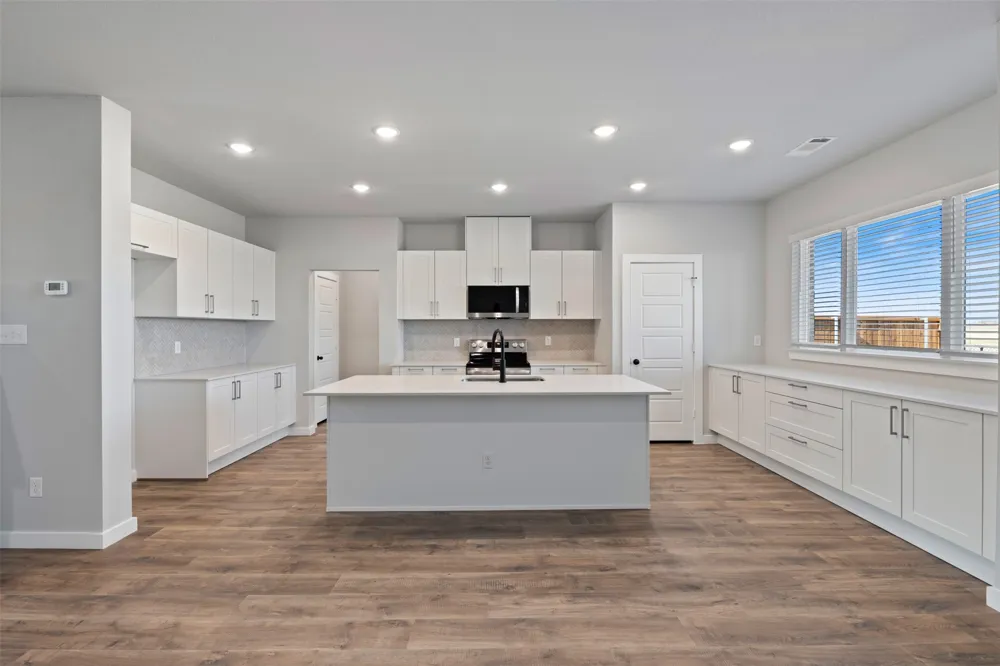 4060 LeCroy Court Midlothian, TX 76065