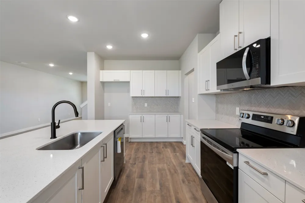4060 LeCroy Court Midlothian, TX 76065