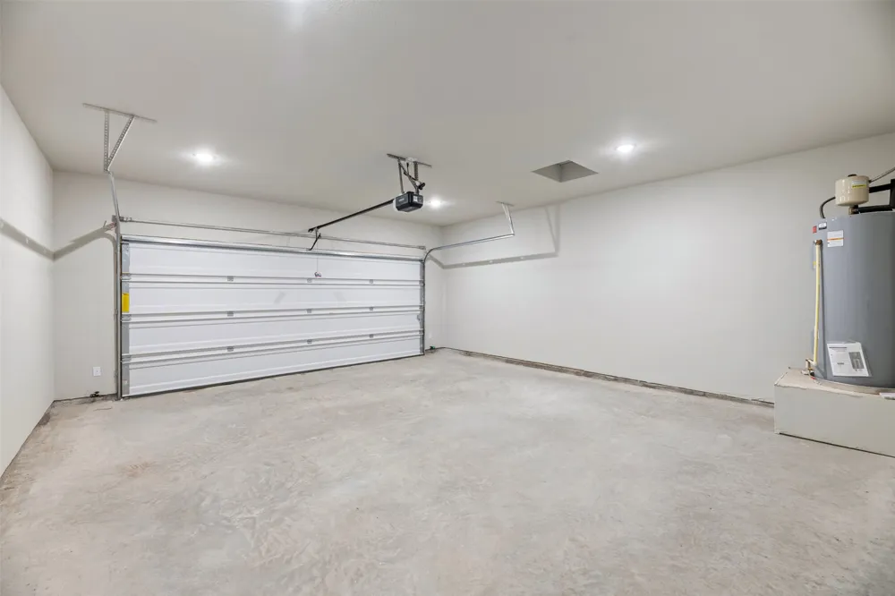 4060 LeCroy Court Midlothian, TX 76065
