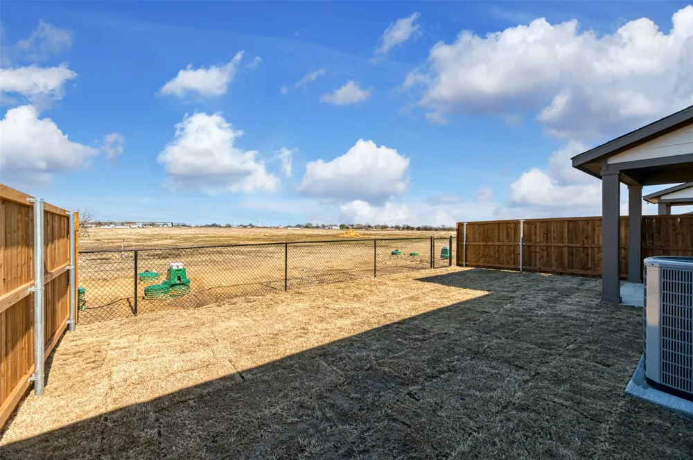 4060 LeCroy Court Midlothian, TX 76065