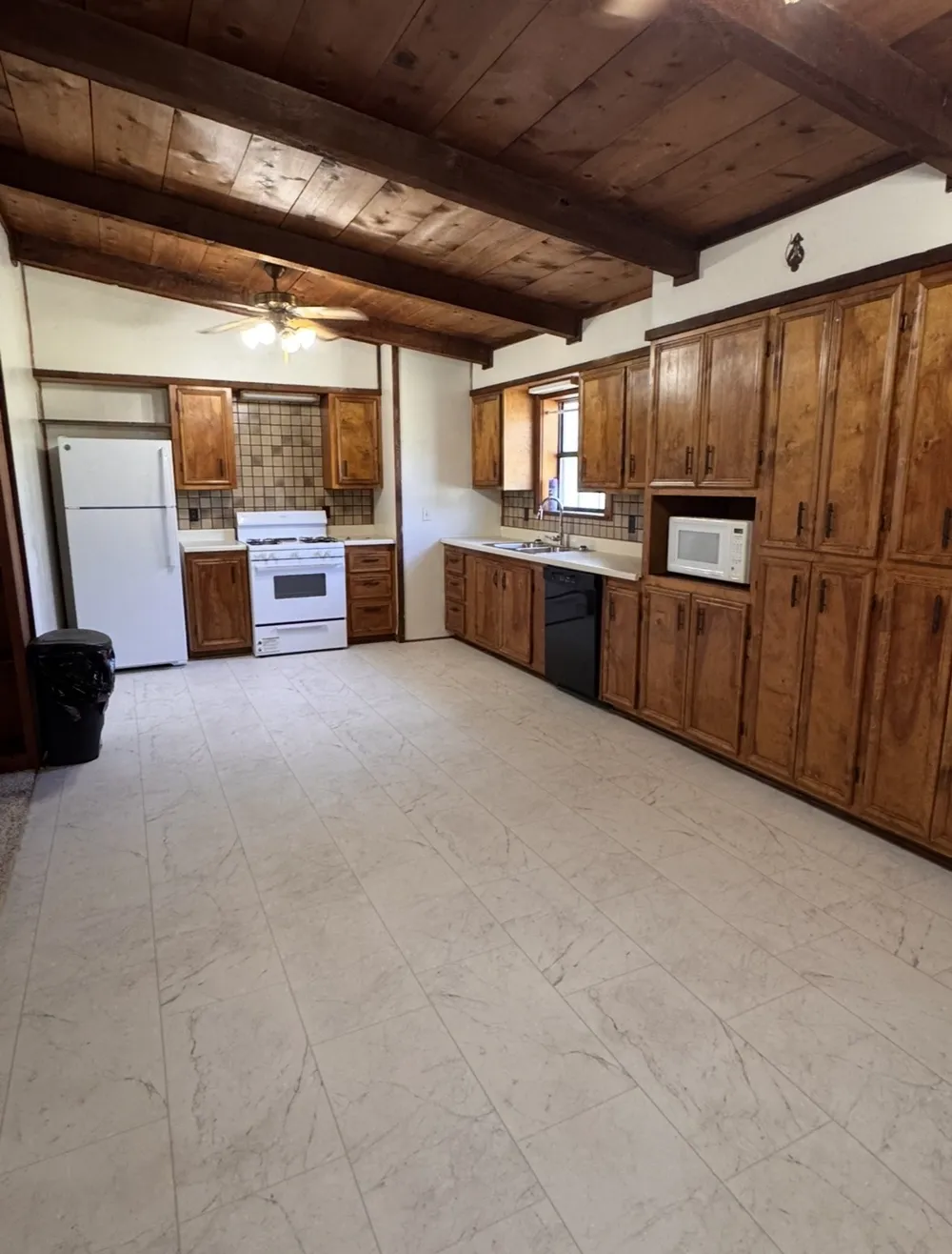 1391 County Road 232 Gustine, TX 76455