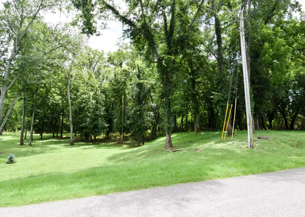 1134 Pruitt Ln Gallatin, TN 37066