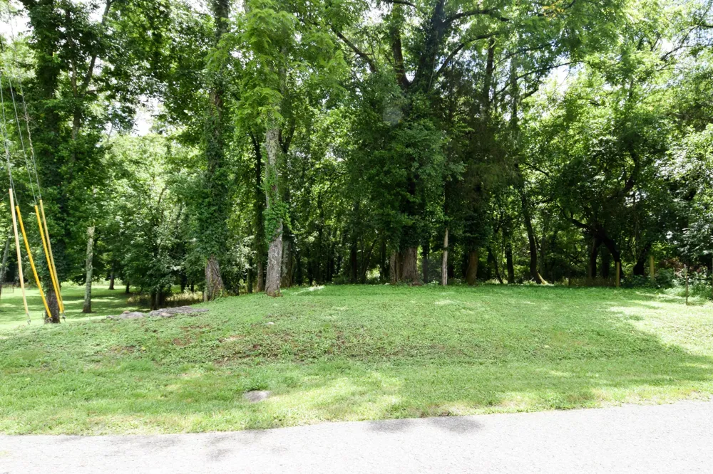 1134 Pruitt Ln Gallatin, TN 37066