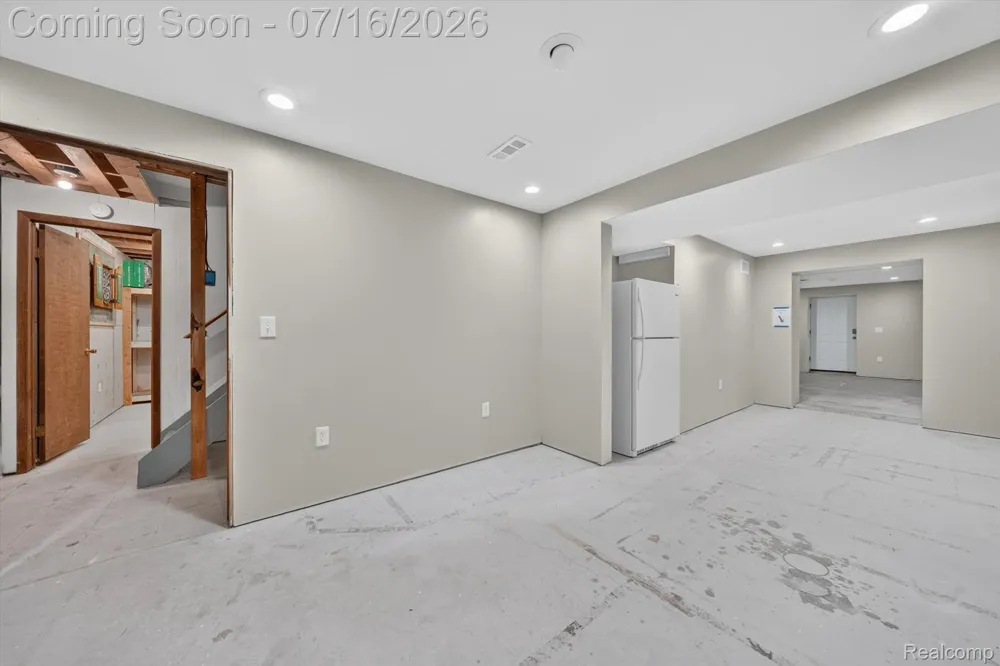 891 Devonshire Boulevard Brighton City, MI 48116