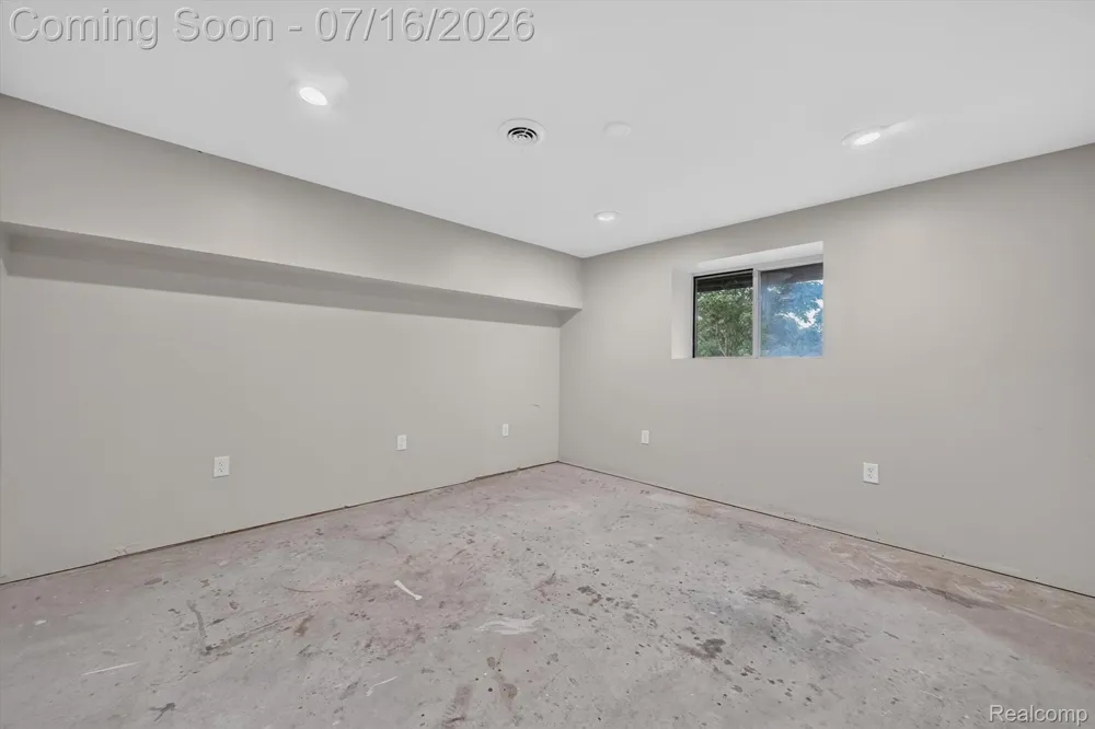 891 Devonshire Boulevard Brighton City, MI 48116