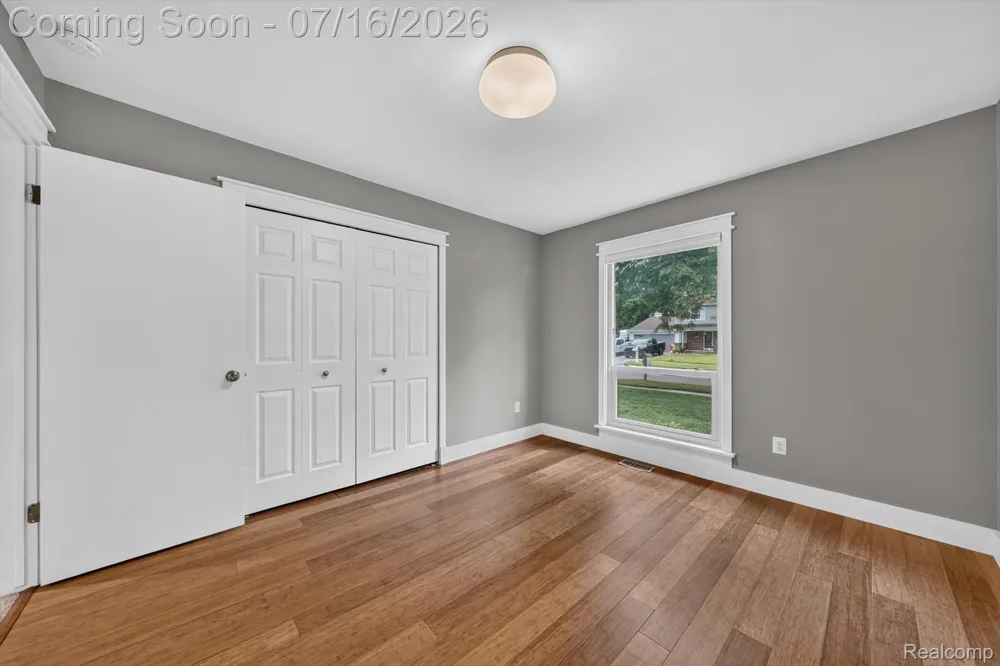 891 Devonshire Boulevard Brighton City, MI 48116