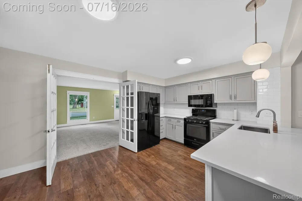 891 Devonshire Boulevard Brighton City, MI 48116