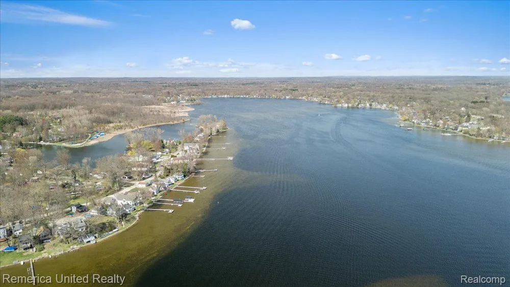 9623 Winston Dexter Township, MI 48169