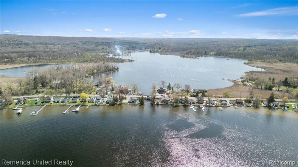 9623 Winston Dexter Township, MI 48169
