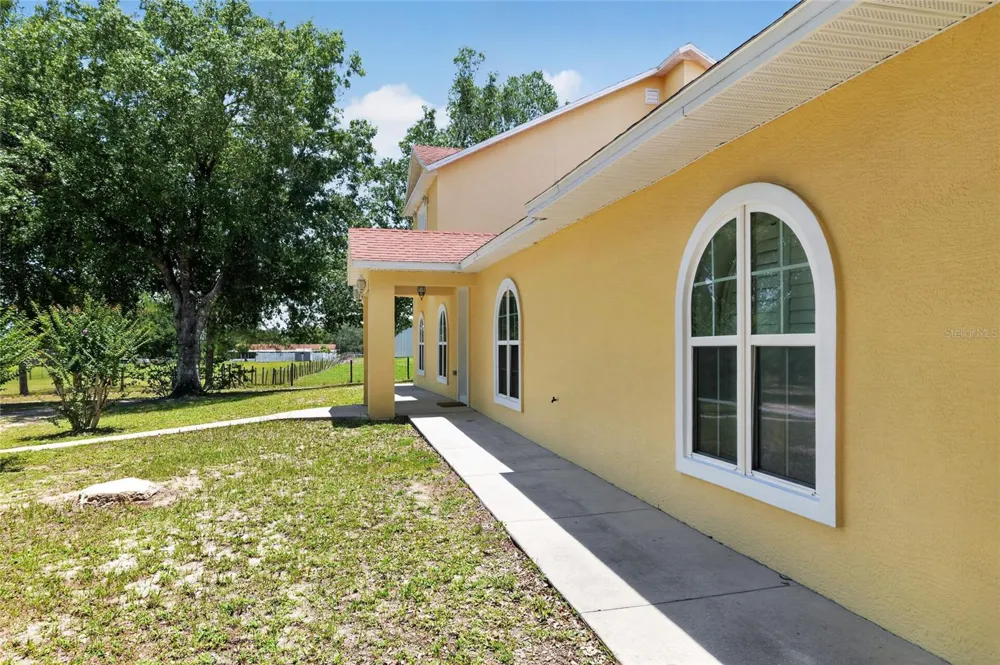 3830 GRIFFIN VIEW DRIVE Lady Lake, FL 32159