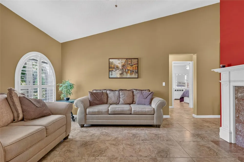 3830 GRIFFIN VIEW DRIVE Lady Lake, FL 32159