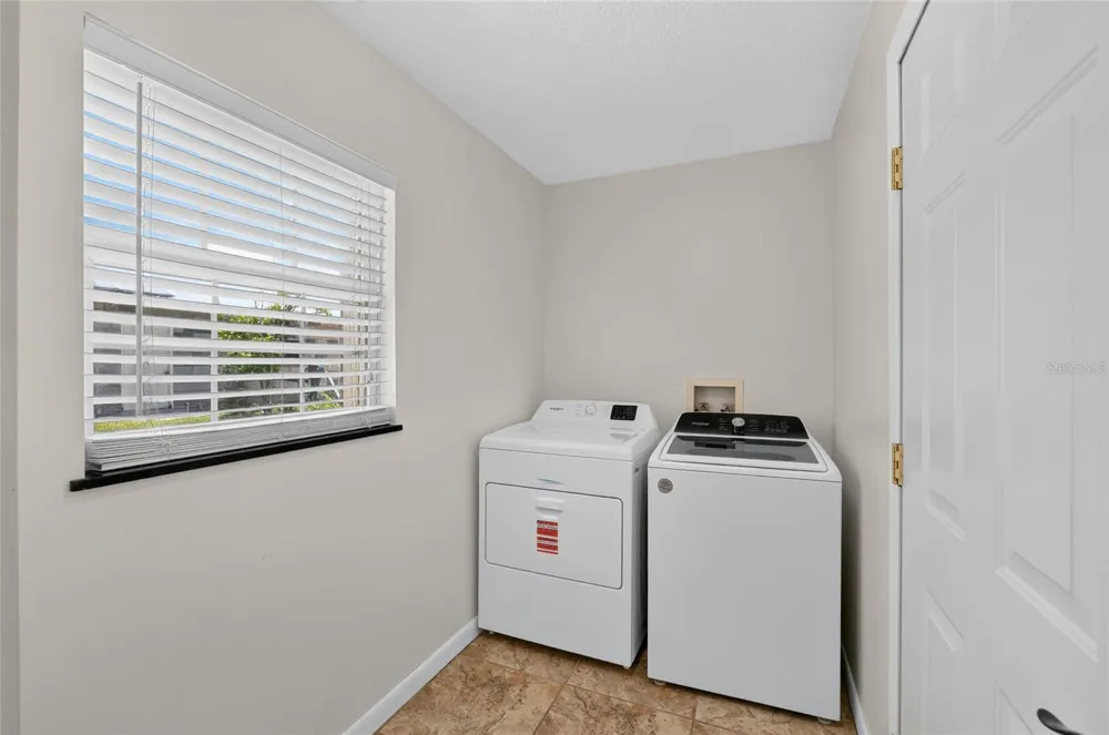 3830 GRIFFIN VIEW DRIVE Lady Lake, FL 32159