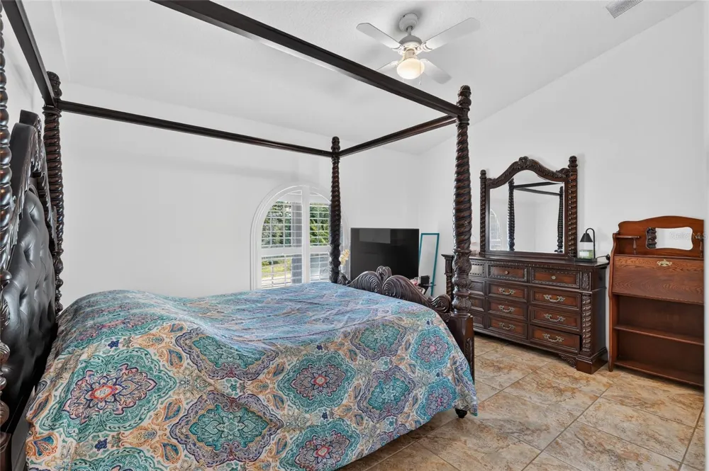3830 GRIFFIN VIEW DRIVE Lady Lake, FL 32159