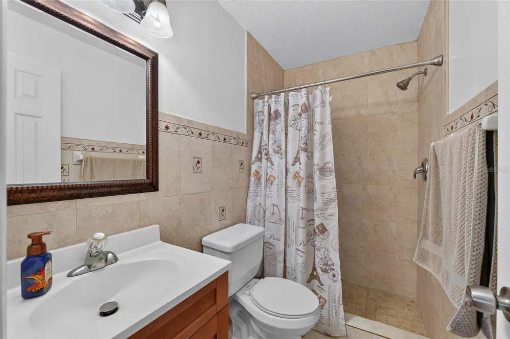3830 GRIFFIN VIEW DRIVE Lady Lake, FL 32159