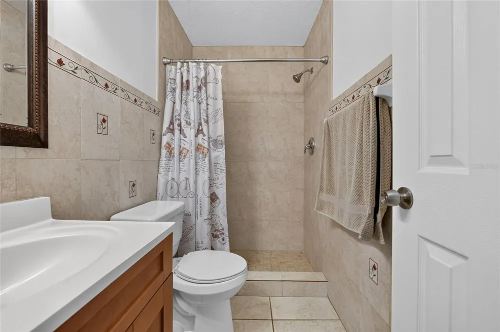 3830 GRIFFIN VIEW DRIVE Lady Lake, FL 32159