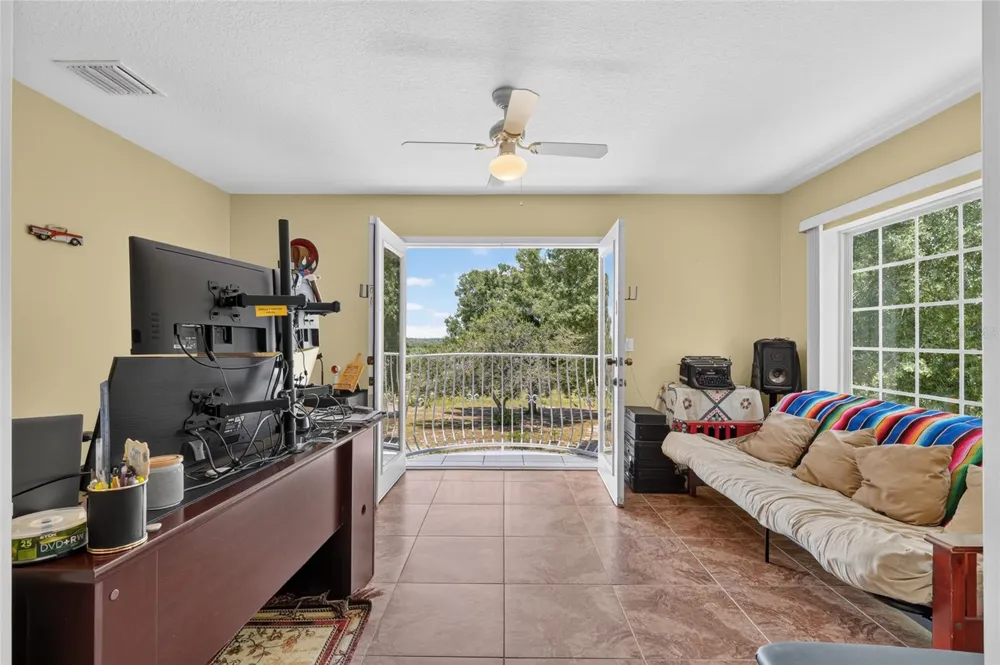 3830 GRIFFIN VIEW DRIVE Lady Lake, FL 32159