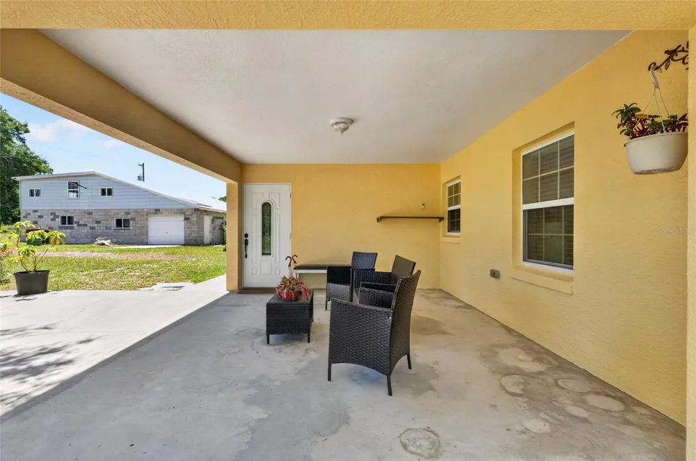 3830 GRIFFIN VIEW DRIVE Lady Lake, FL 32159
