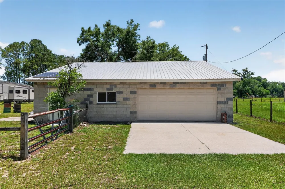 3830 GRIFFIN VIEW DRIVE Lady Lake, FL 32159