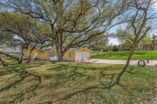 102 Cove Lane Sunrise Beach, TX 78643
