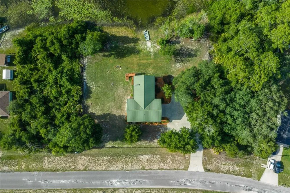 206 MALAUKA RADIAL Ocklawaha, FL 32179