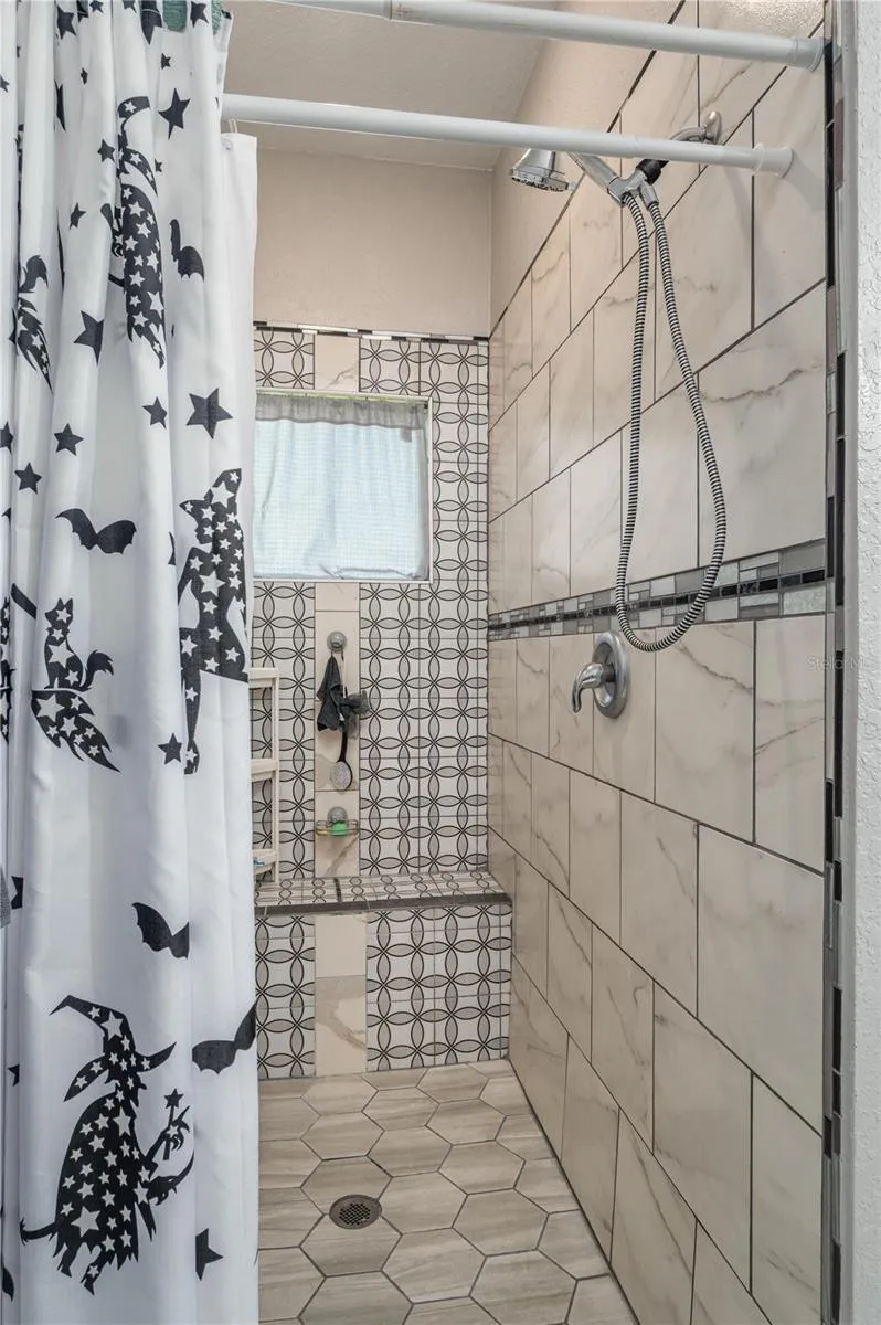 182 WOODSTORK WAY Frostproof, FL 33843