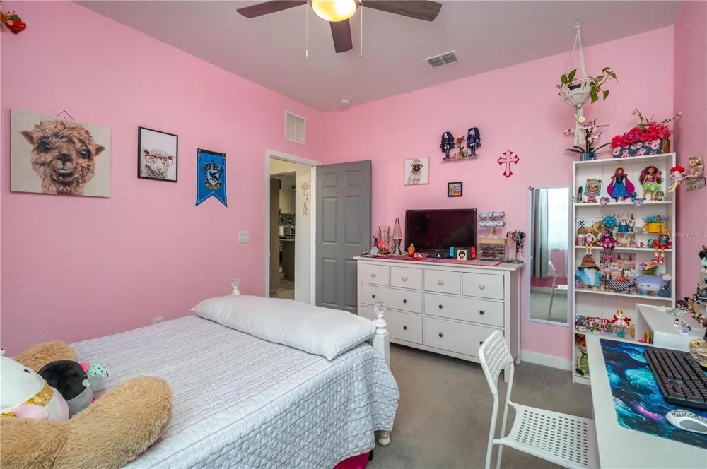 182 WOODSTORK WAY Frostproof, FL 33843