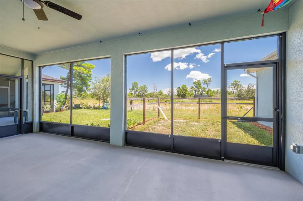 182 WOODSTORK WAY Frostproof, FL 33843