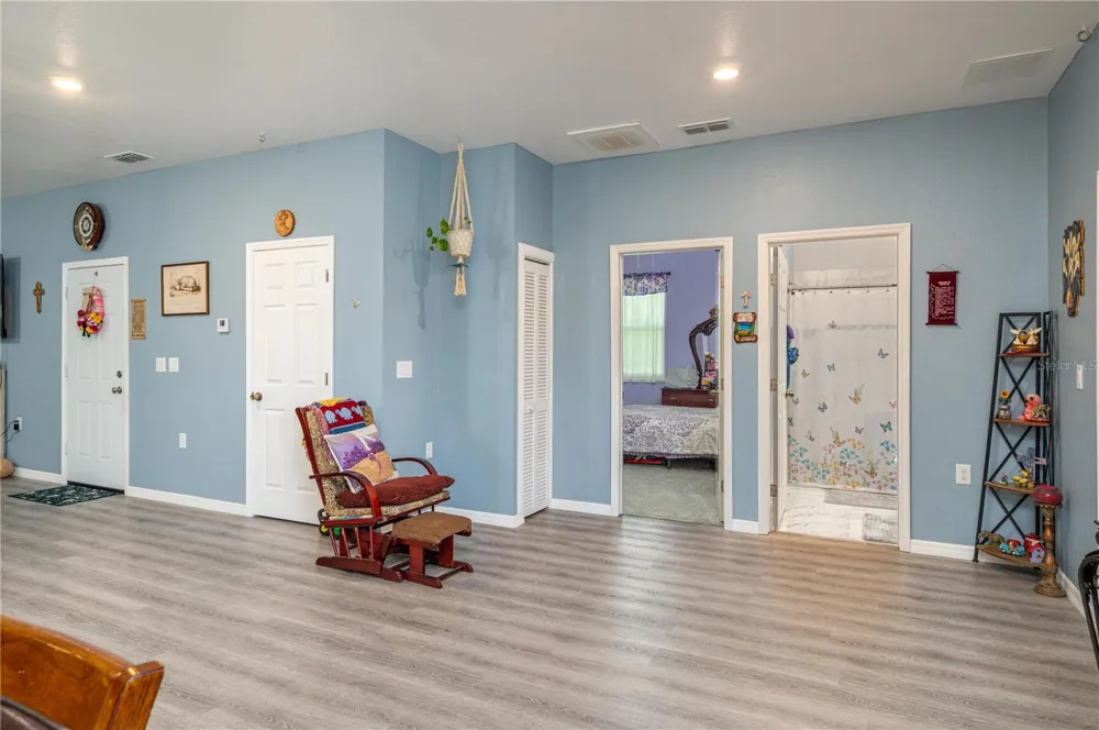 182 WOODSTORK WAY Frostproof, FL 33843