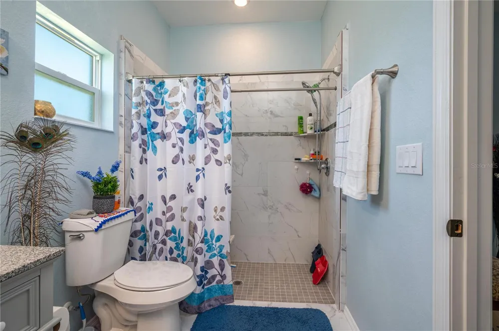 182 WOODSTORK WAY Frostproof, FL 33843