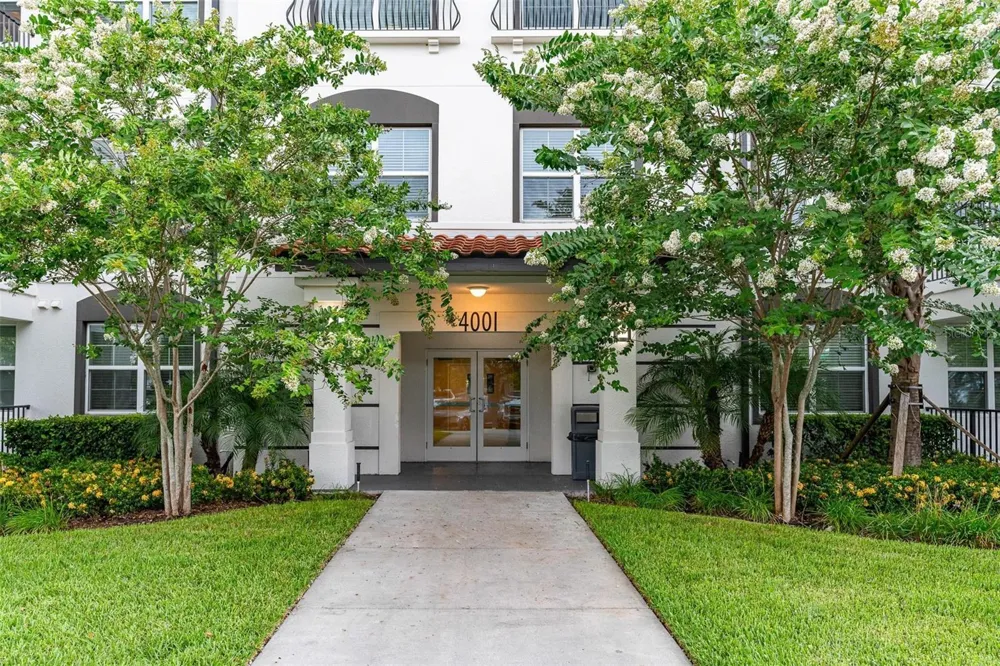 4001 BREAKVIEW DRIVE #D409 Orlando, FL 32819