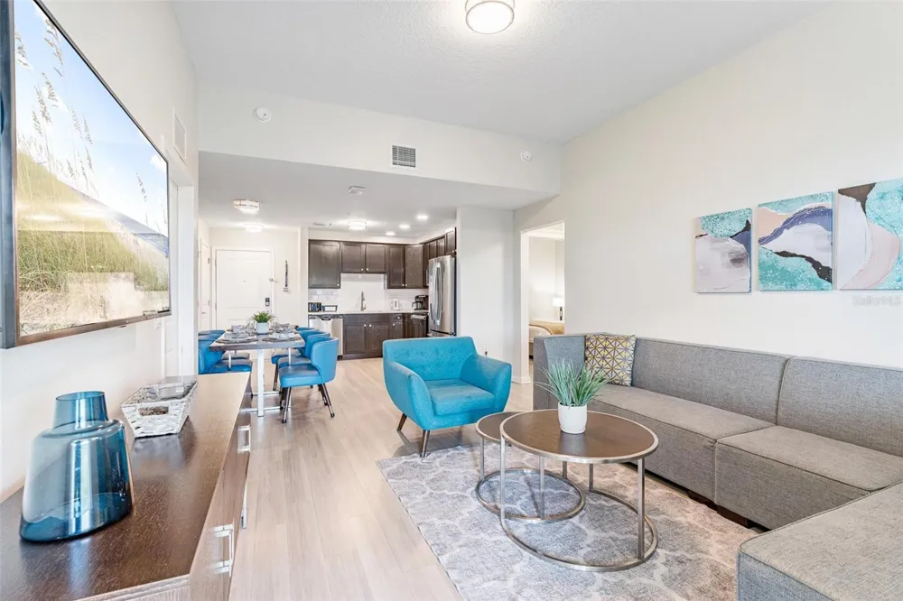 4001 BREAKVIEW DRIVE #D409 Orlando, FL 32819
