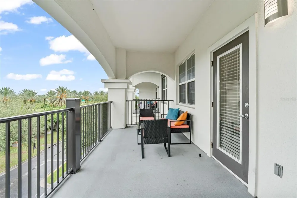 4001 BREAKVIEW DRIVE #D409 Orlando, FL 32819