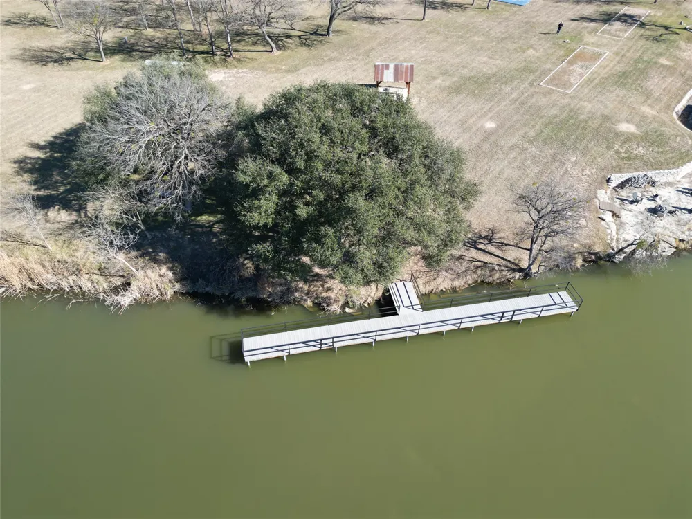 7124 Old Granbury Road Granbury, TX 76049