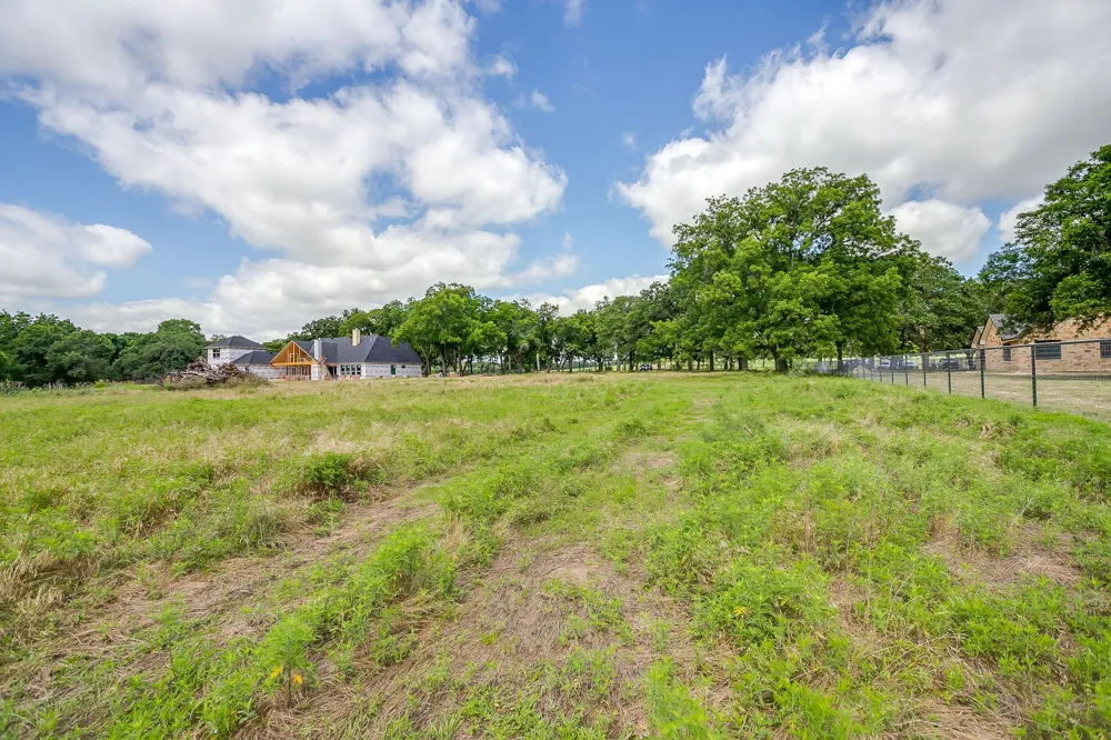 301 Dixon Road Aledo, TX 76008
