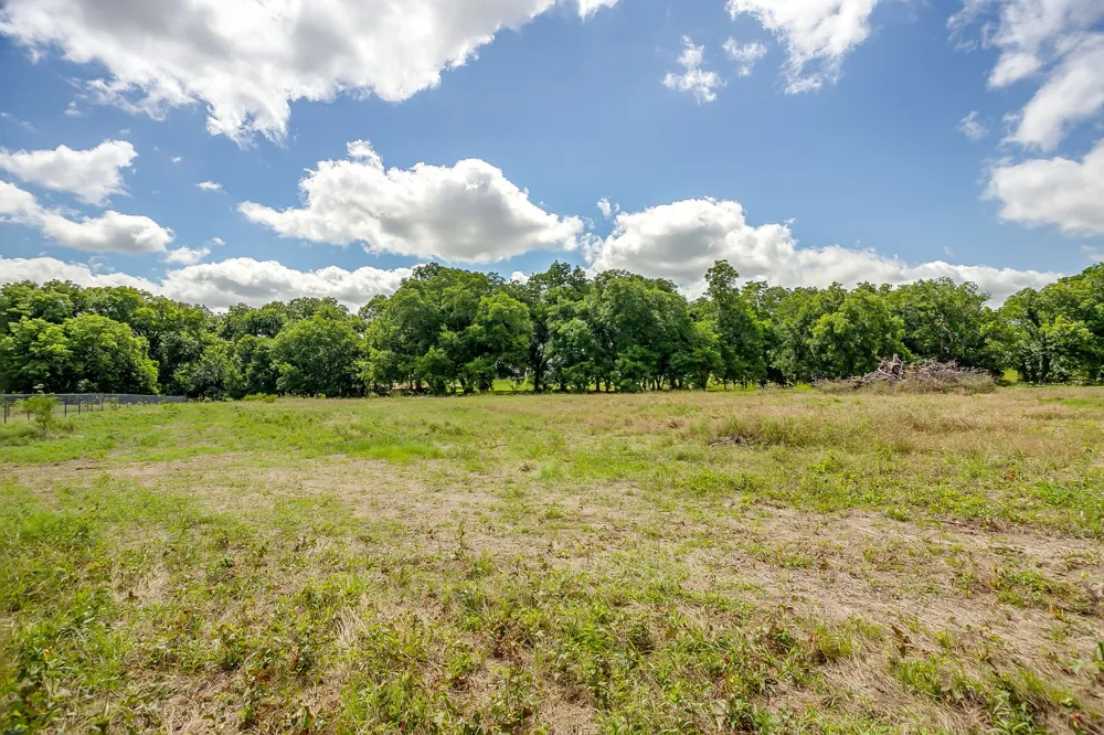 301 Dixon Road Aledo, TX 76008