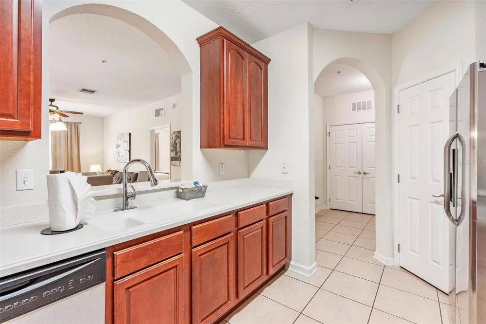 4114 BREAKVIEW DRIVE #110 Orlando, FL 32819