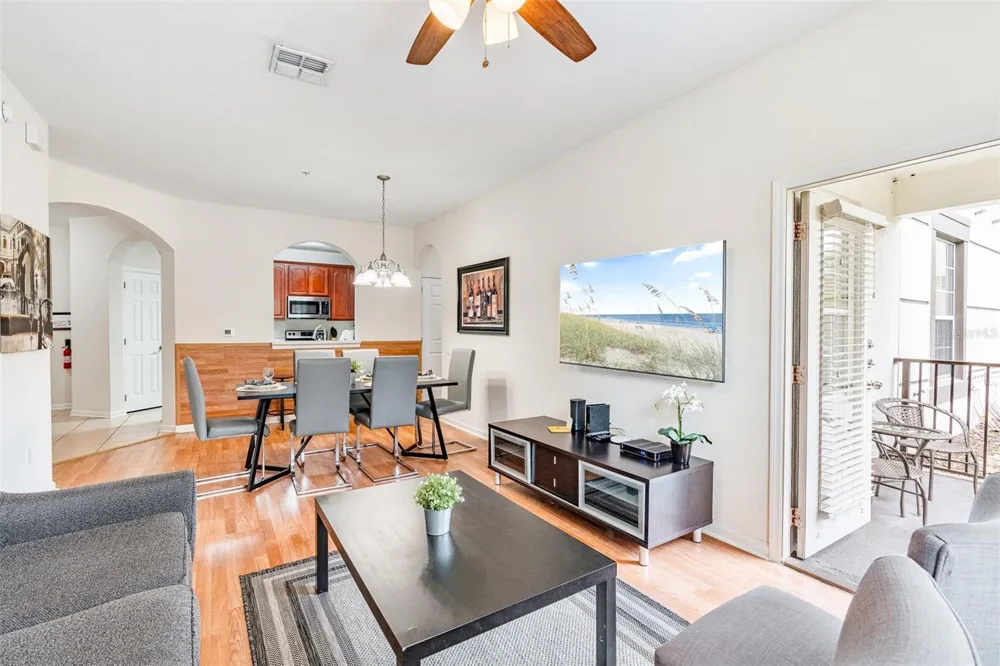 4114 BREAKVIEW DRIVE #110 Orlando, FL 32819