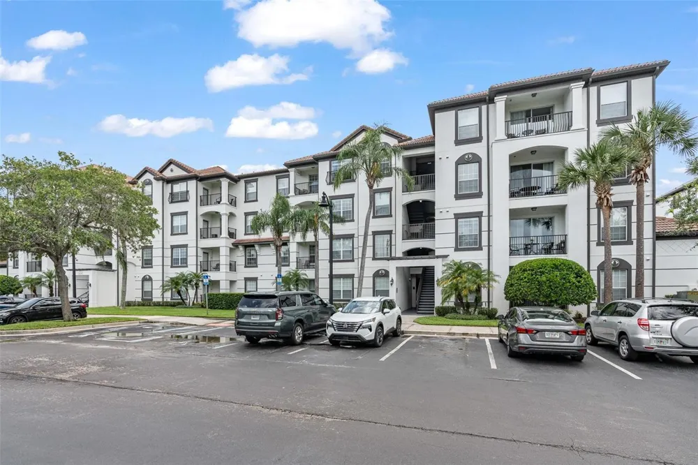 4114 BREAKVIEW DRIVE #110 Orlando, FL 32819