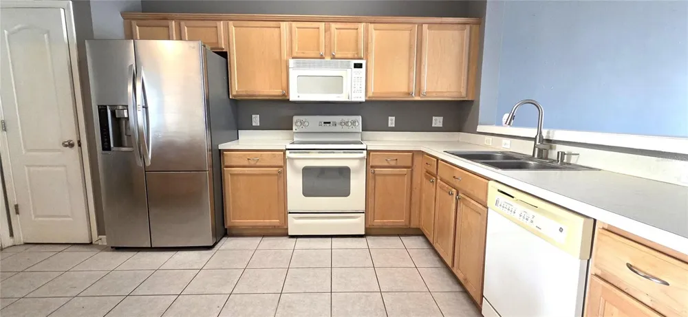 2729 CONCH HOLLOW DRIVE Brandon, FL 33511