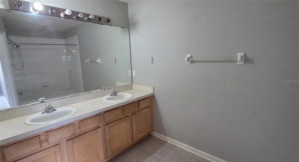 2729 CONCH HOLLOW DRIVE Brandon, FL 33511