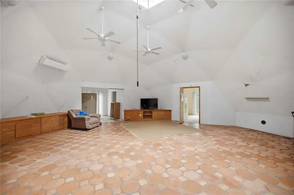 12897 NW HIGHWAY 225 Reddick, FL 32686