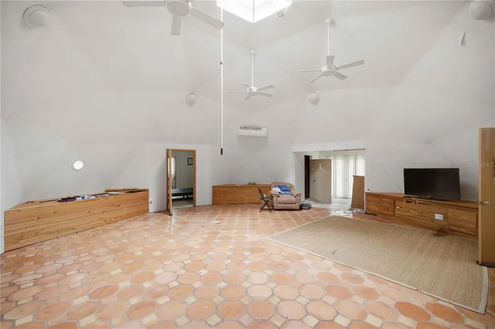 12897 NW HIGHWAY 225 Reddick, FL 32686