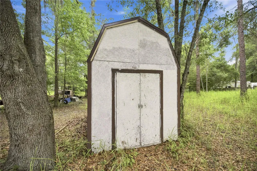 12897 NW HIGHWAY 225 Reddick, FL 32686