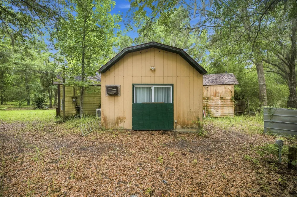 12897 NW HIGHWAY 225 Reddick, FL 32686